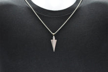 Load image into Gallery viewer, Mens Stainless Steel Arrow Head Pendant - Blackjack Jewelry